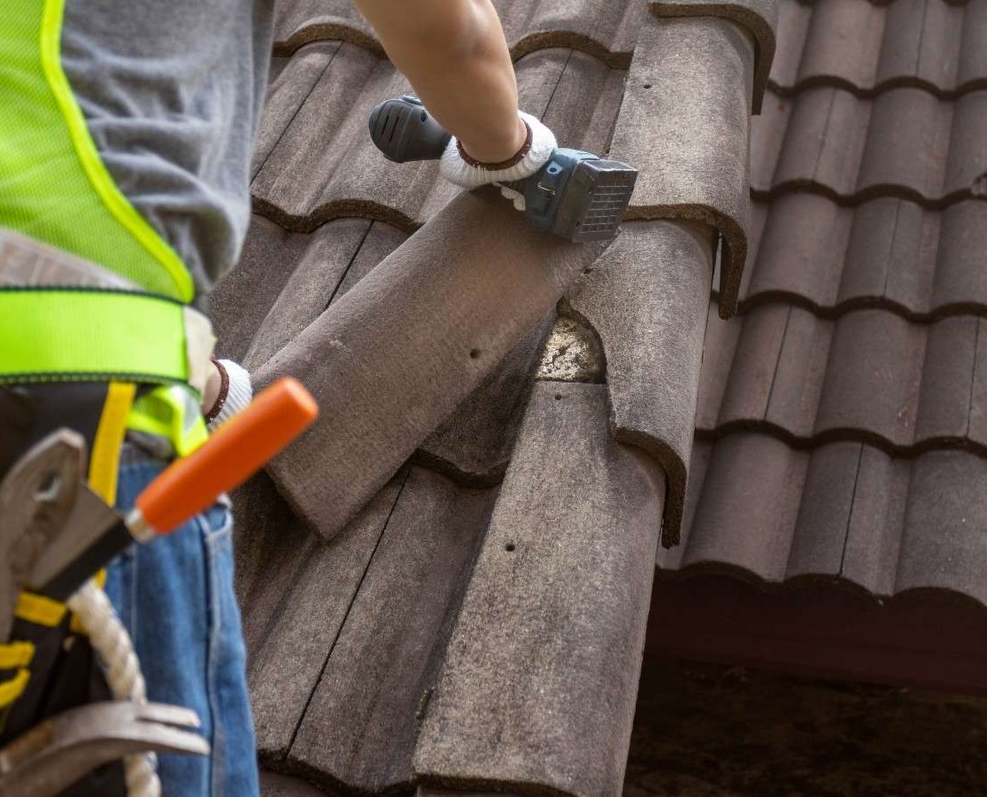 Clear Choice Roofing offers expert roof painting, cleaning, moss removal & full roof restoration across Melbourne. Quality service guaranteed!